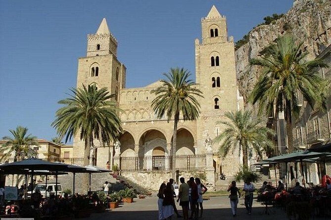 Best Full Day Exclusive Excursion in Sicily to Cefalù & Castelbuono From Palermo - Castelbuono Paese: Castle Time and the Fiasconaro Dessert Stop