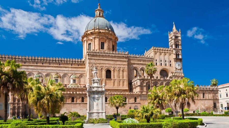 Best of Palermo: Private Walking Tour with a Local - Key things you’ll notice right away