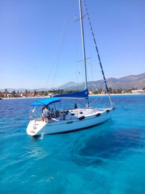 Boat trip Palermo - Choosing Between the Sailing Boat and the Vintage Yhact