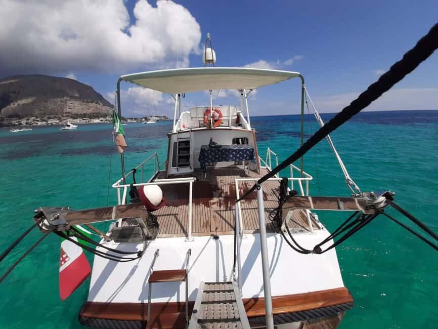 Boat trip Palermo - Sunset Aperitif: Typical Sicilian Tasting (Not a Full Meal)