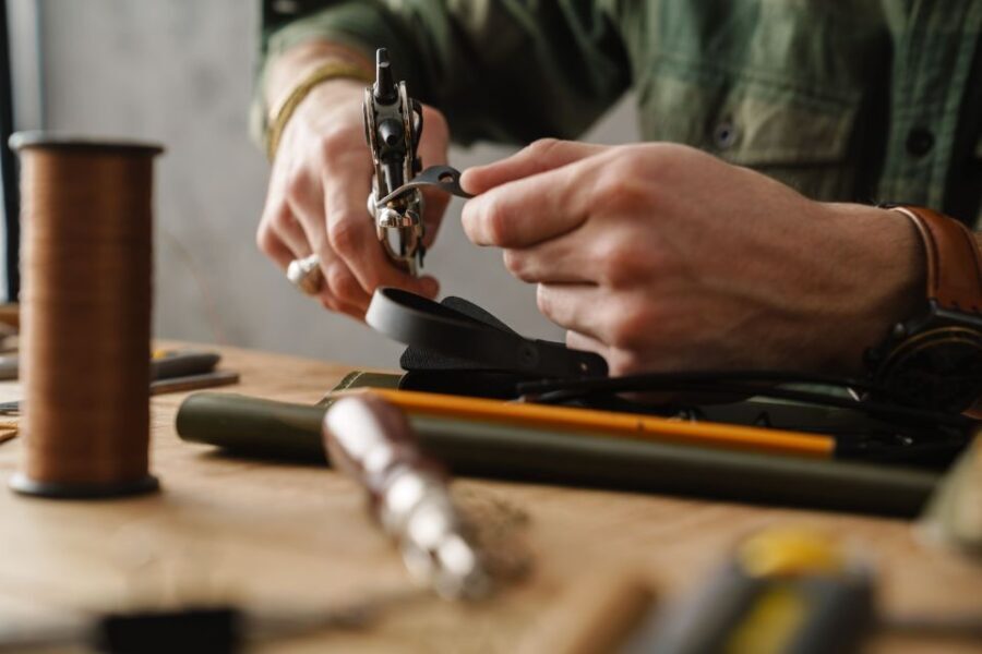 Design and Craft with Leather in Palermo - The Workshop Flow: Design, Cut, Sew, Finish