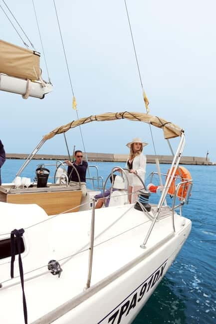 Escursione di mezza di giornata in barca a vela - From Marina Villa Igiea: what your start actually feels like