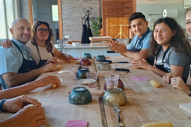 Fresh pasta and tiramisù class in Palermo - What you make: filled ravioli, seasonal fettuccine, and tiramisù