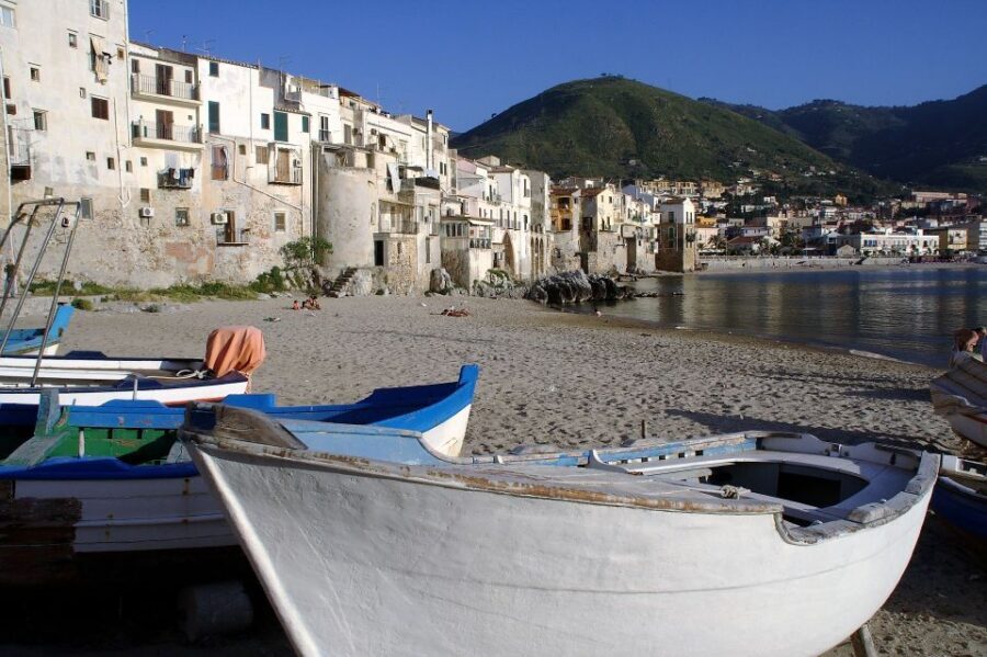 From Palermo: Medieval castle tour of Caccamo and Cefalù. - Tips to get the most from your day