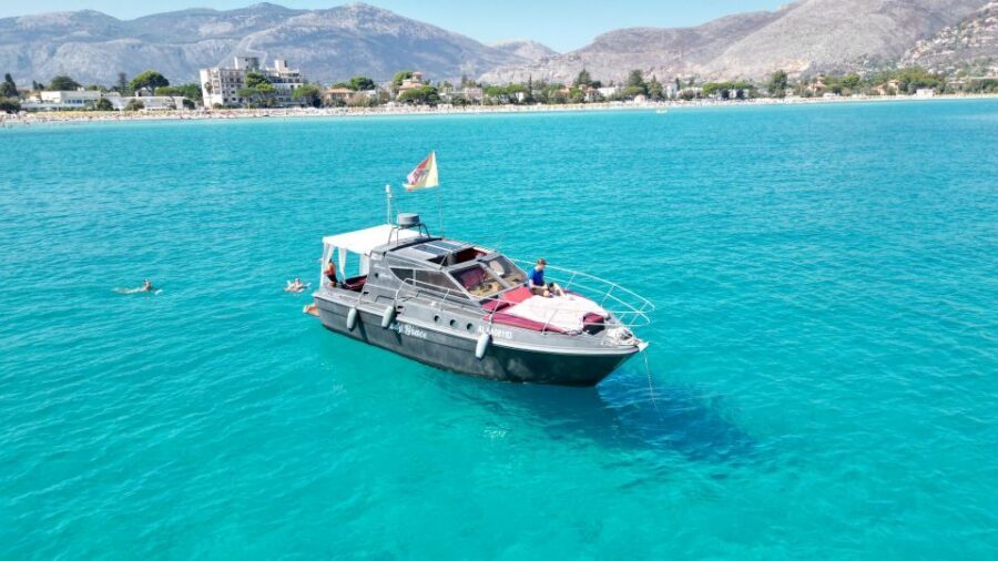 Full day boat tour in Palermo with Palermo in Boat - Snorkeling with underwater scooters: the gear matters