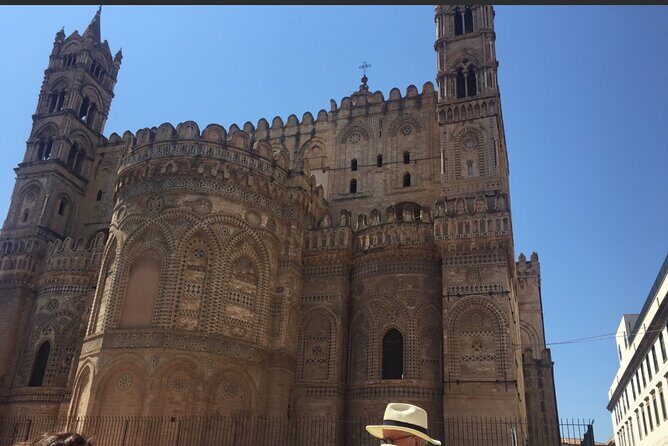 Markets and Monuments: Walking Tour in the Center of Palermo - Piazza Bellini to Capo Street Market: The Food-City Start