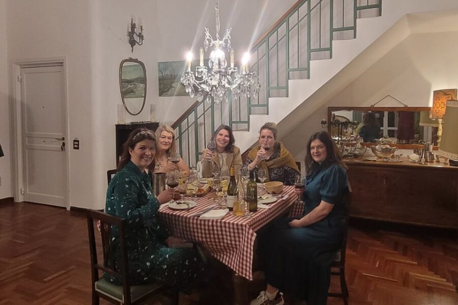 Palermo: 2-Hour Sicilian Cheese and Wine Tasting Tour - Meeting at Vittorio Emanuele: the start that keeps things easy