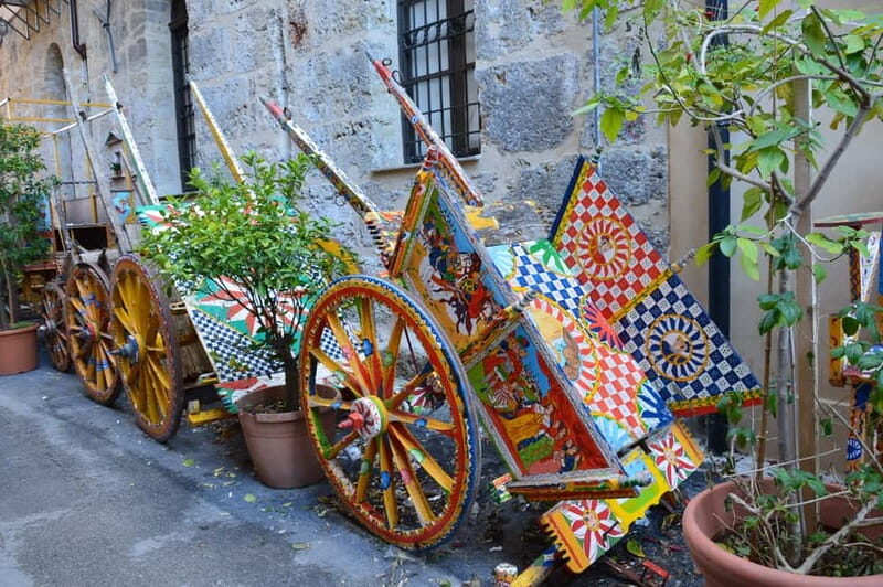 Palermo: Art and Architecture Walking Tour - St. Rosalie: the legend that ties the city together