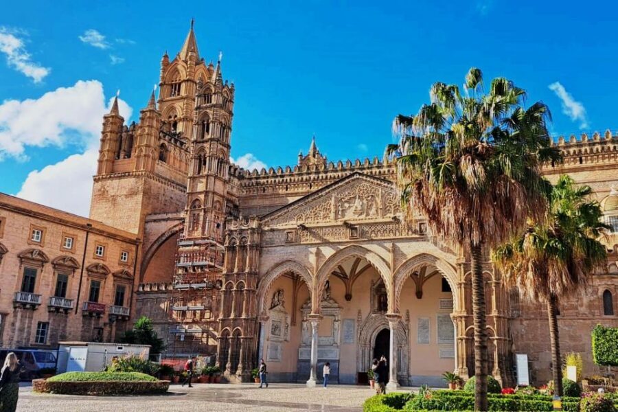 Palermo: City Walking Tour & Street Food Tasting with Drink - The Cathedral inside: when your timing meets dress code