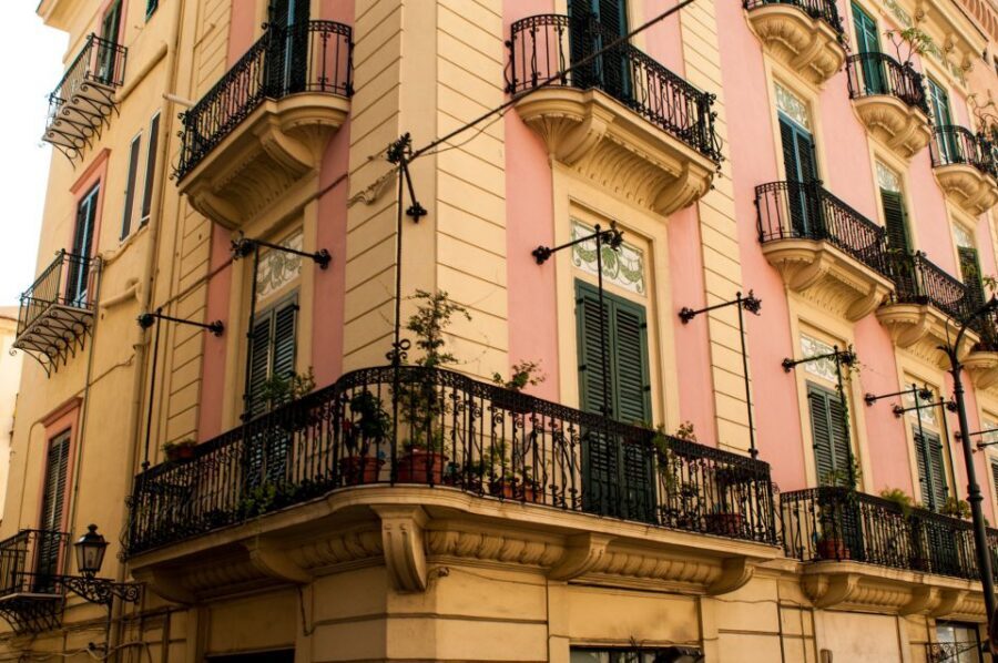 Palermo: Hop-on Hop-off Bus Tour 24-hour Ticket - Starting Where Palermo Makes Sense: Politeama Theater