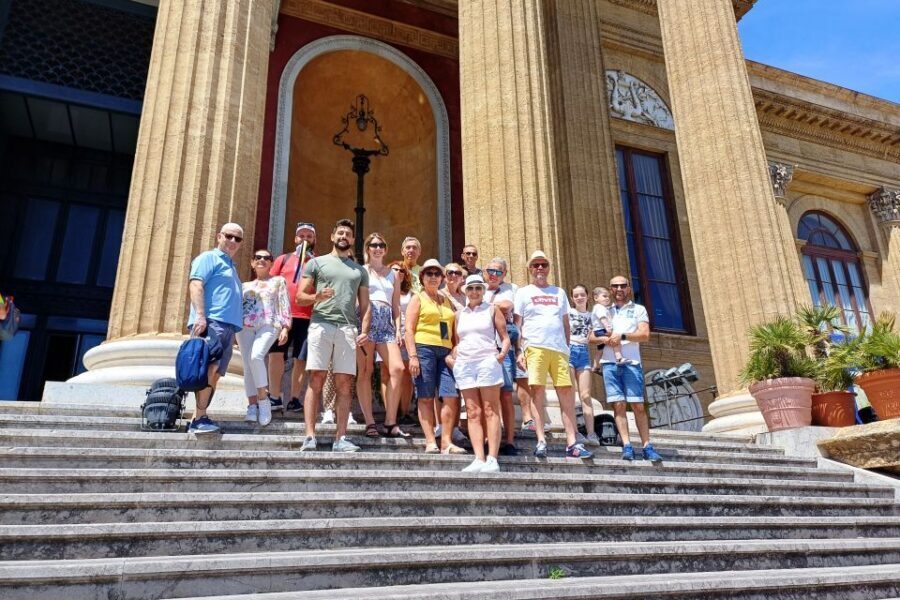 Palermo in 2 ore Monumenti principali e Mercati storici - Teatro Massimo: Italy’s largest theater, explained in city terms
