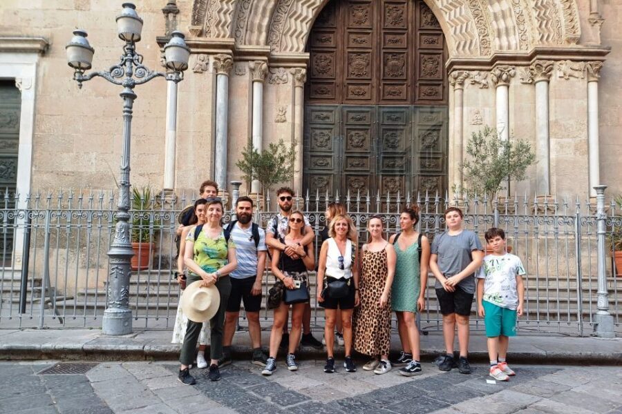 Palermo in 2 ore Monumenti principali e Mercati storici - Mercato del Capo: street-food stops that make the market feel real