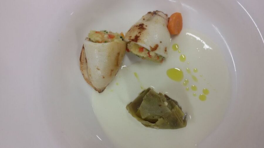 Palermo Lunch or Dinner at Home & Private Chef - Wine included: cold white welcome, Sicilian pours, sweet finish
