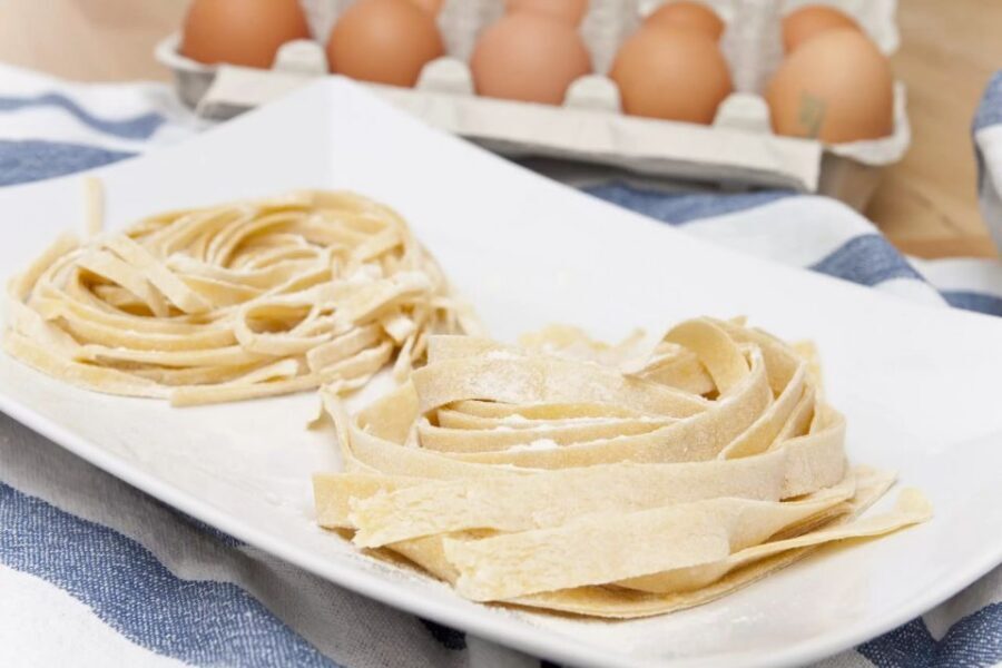 Palermo: Made of Pasta Masterclass with Tasting - Chef Giacomo and the hands-on pasta session: roll, knead, shape