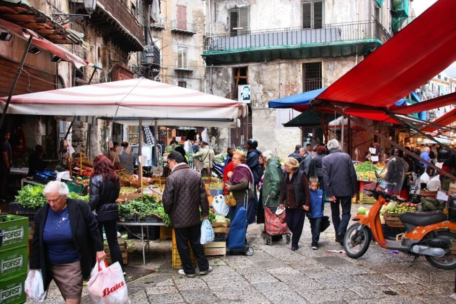 Palermo: Market Tour and Sicilian Cooking Class with Lunch - From market basket to apron: how the cooking class flows