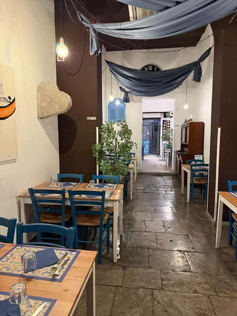 Palermo: Pizza & Tiramisu Class with Free Flowing Fine Wine - Shaping your Margherita: quality ingredients you can actually taste