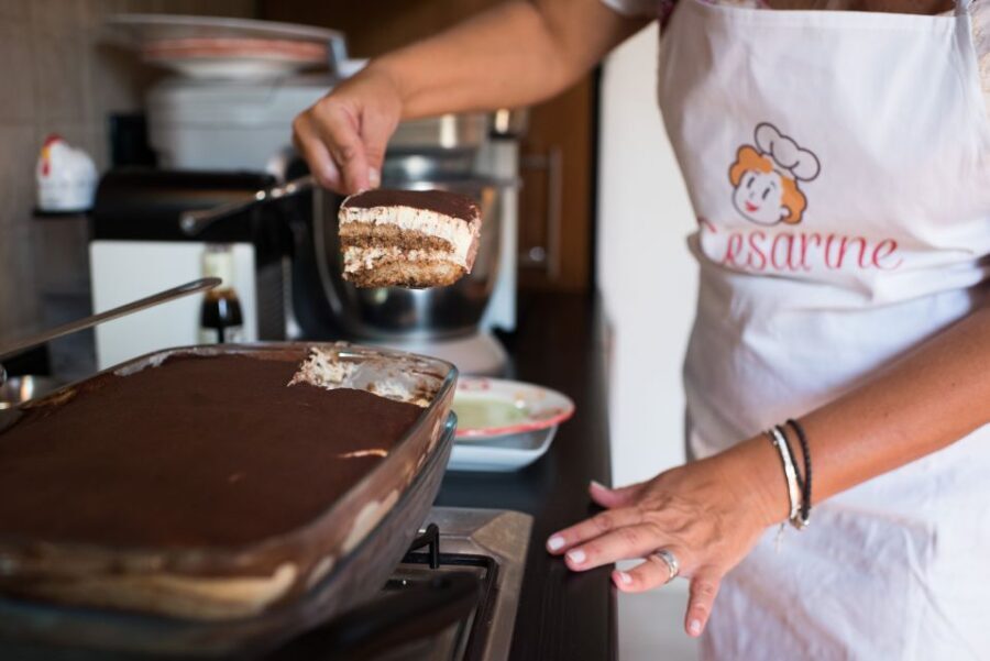 Palermo: Private Pasta and Tiramisu Class at a Local's Home - Wine with lunch or dinner: how it changes the experience