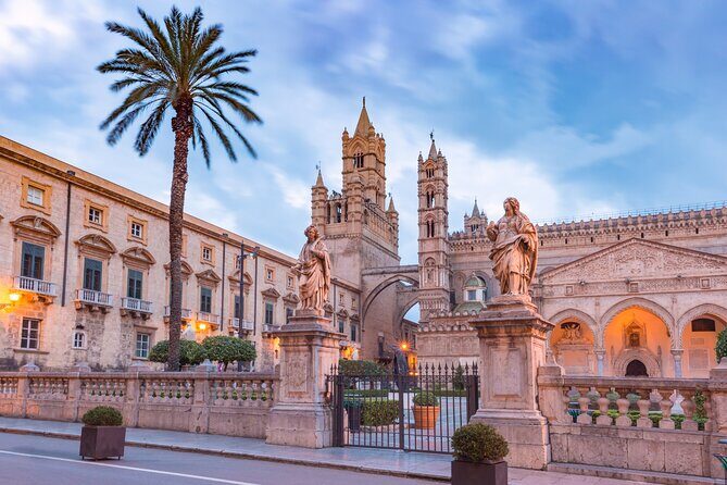 Palermo Scavenger Hunt and Highlights Self Guided Audio Tour - Stop 1: Norman Palace and Palatine Chapel area (Royal Palace start)