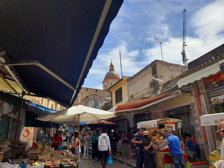 Palermo: Street Food Tour in Ballarò and Vucciria Markets - Why Ballarò and Vucciria Taste Like Palermo