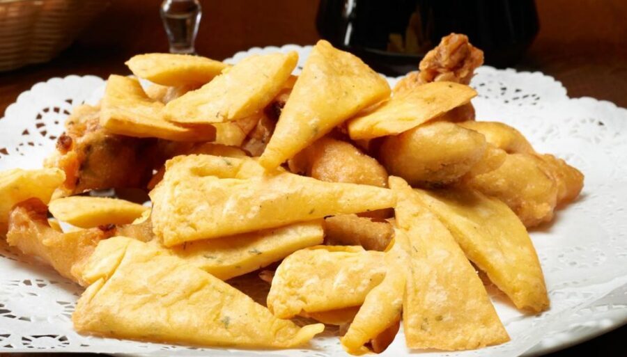 Palermo: Street Food Tour in Ballarò and Vucciria Markets - Landmarks You Pass and Why They Matter