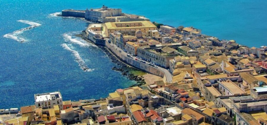 Palermo to Siracusa: stop al Valley of Temples & Roman Villa - Piazza Armerina: Roman Villa of Casale mosaics at your pace