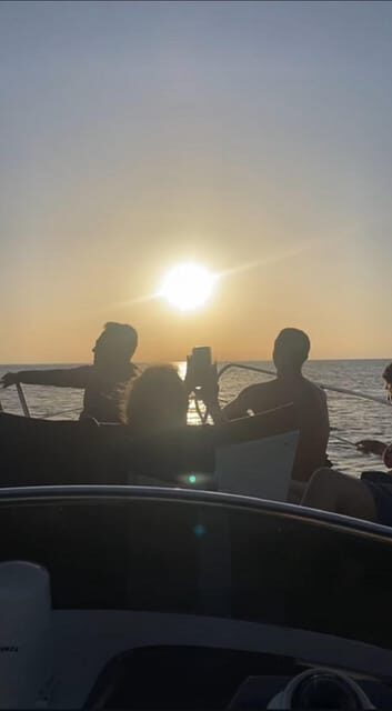 Palermo : Tour condiviso in barca con Aperitivo e Snorkeling - Towels, what you should pack, and how to avoid small annoyances