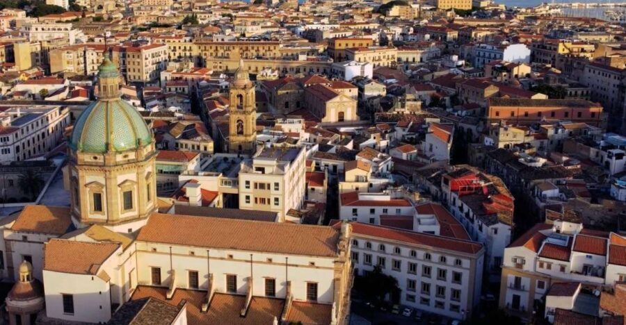 Palermo: Walking Tour of Historic Markets and Monuments - Meeting Point at Feltrinelli: Easy Start, No Guesswork