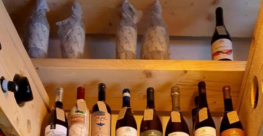 Palermo: Wine Tasting with Sicilian Tapas - Meet at Di fronte l’Oratorio delle Dame, then walk into the real Palermo