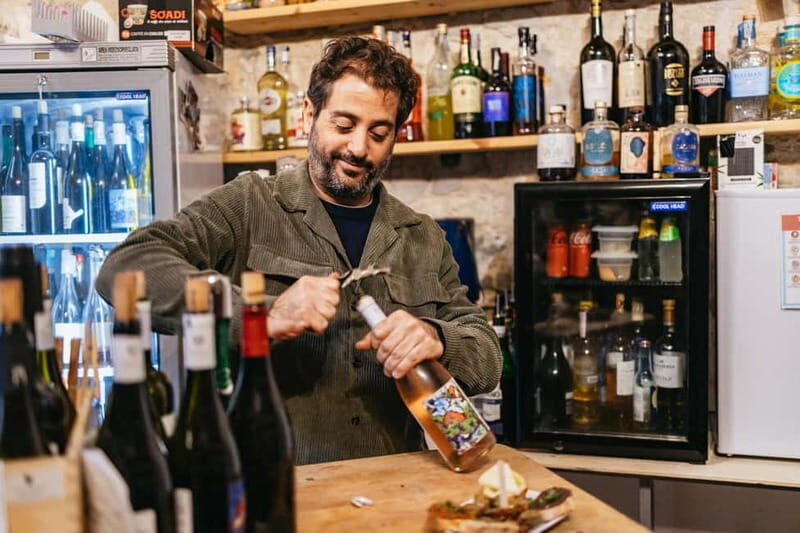 Palermo: Wine Tasting with Snacks at Bottega Monteleone - The 2-hour flow: five pours, each with a proper Sicilian snack