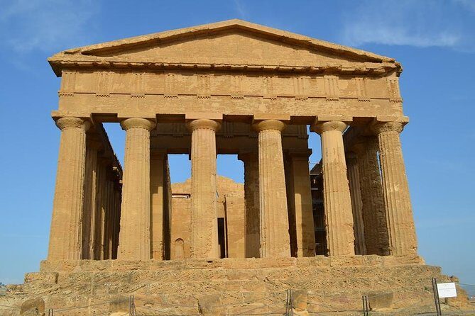 Private 10 hour tour to Agrigento (Valley of the Temples) from Palermo - Stop 3: Palermo return day time plus lunch room
