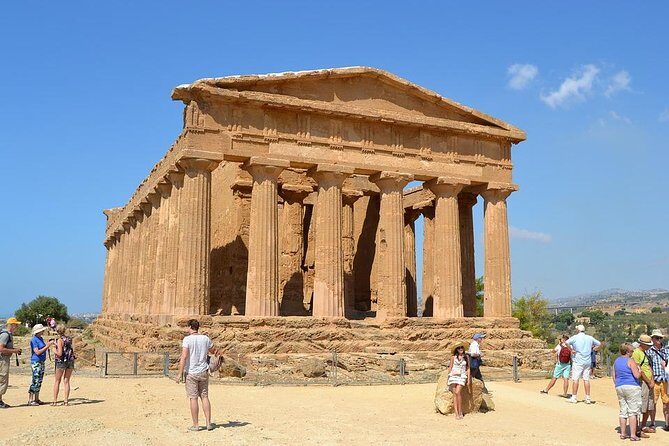 Private 10 hour tour to Agrigento (Valley of the Temples) from Palermo - Stop 1: Valle dei Templi, what to expect on the ground