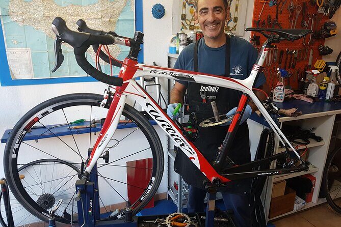 Rent a Carbon or Aluminum Road Bike in Sicily - Carbon vs aluminum in Sicily: picking the right frame