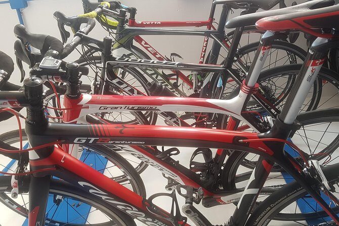 Rent road bike - What’s included: helmet, lock, lights, and a repair kit