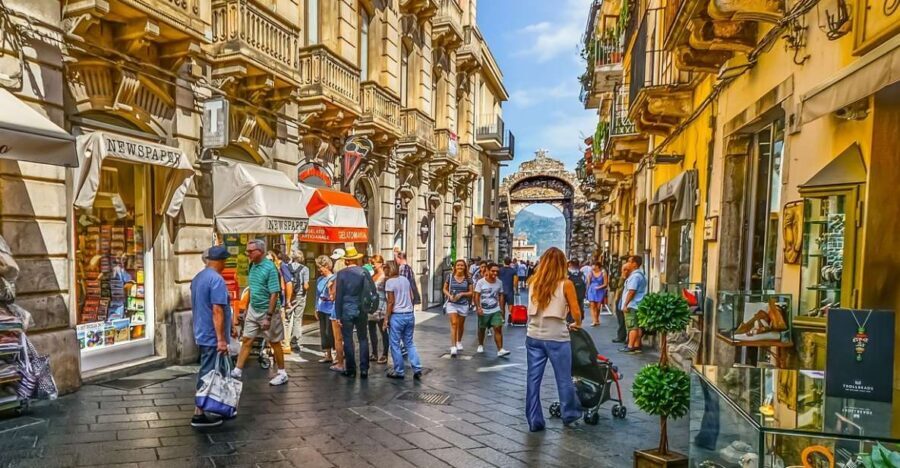 Sicily: Etna Volcano & Taormina Tour - Choose your Mount Etna climb: cable car versus higher 4WD + hike