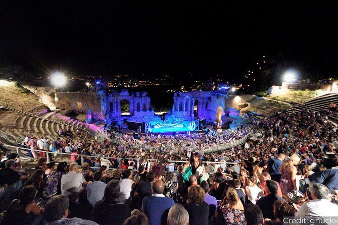 Sicily: See & Do the Classic Route in 7 Days, 1st Class Tour - Syracuse on a foot-first private tour guide