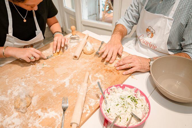 Small group Pasta and Tiramisu class in Palermo - Finding the Right Home in Palermo (Without Stress)