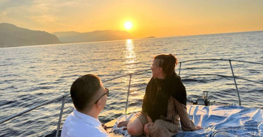 Sunset boat tour in Palermo - Why this Palermo sunset cruise feels like a real evening (not a checklist)