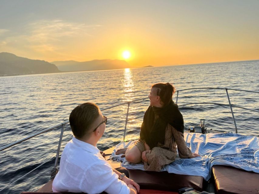 Sunset boat tour in Palermo - Getting there: Marina Yachting timing and the exact meeting point