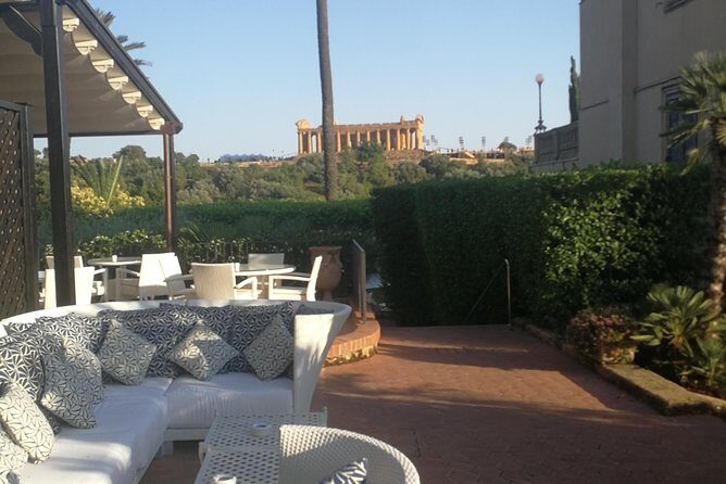 Transfer from Palermo Airport to Marina di Portorosa, Furnari - Palermo Airport pickup: quick, clear, and low drama